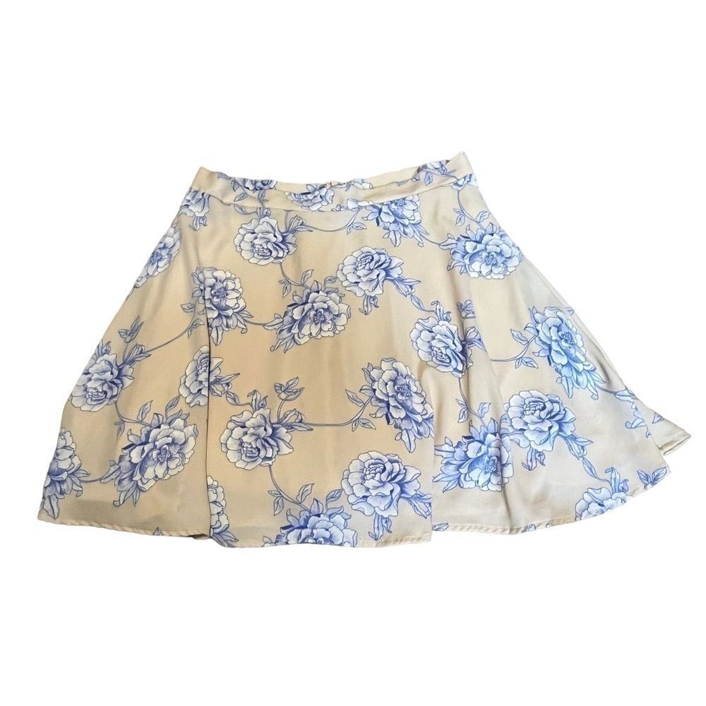 Audrey 3+1 Blue & White Floral Print Skirt